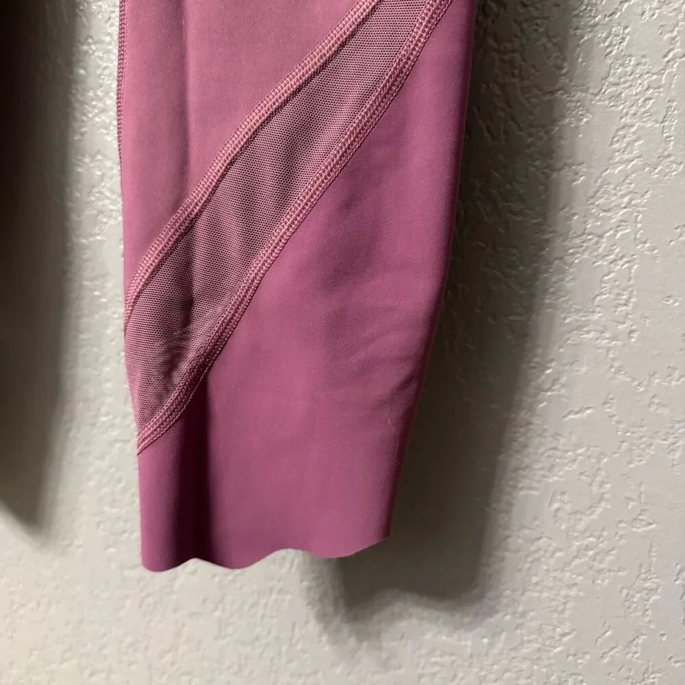 Lululemon Wunder Under Scalloped Hem Fold Over Waist Leggings Size 2(?)